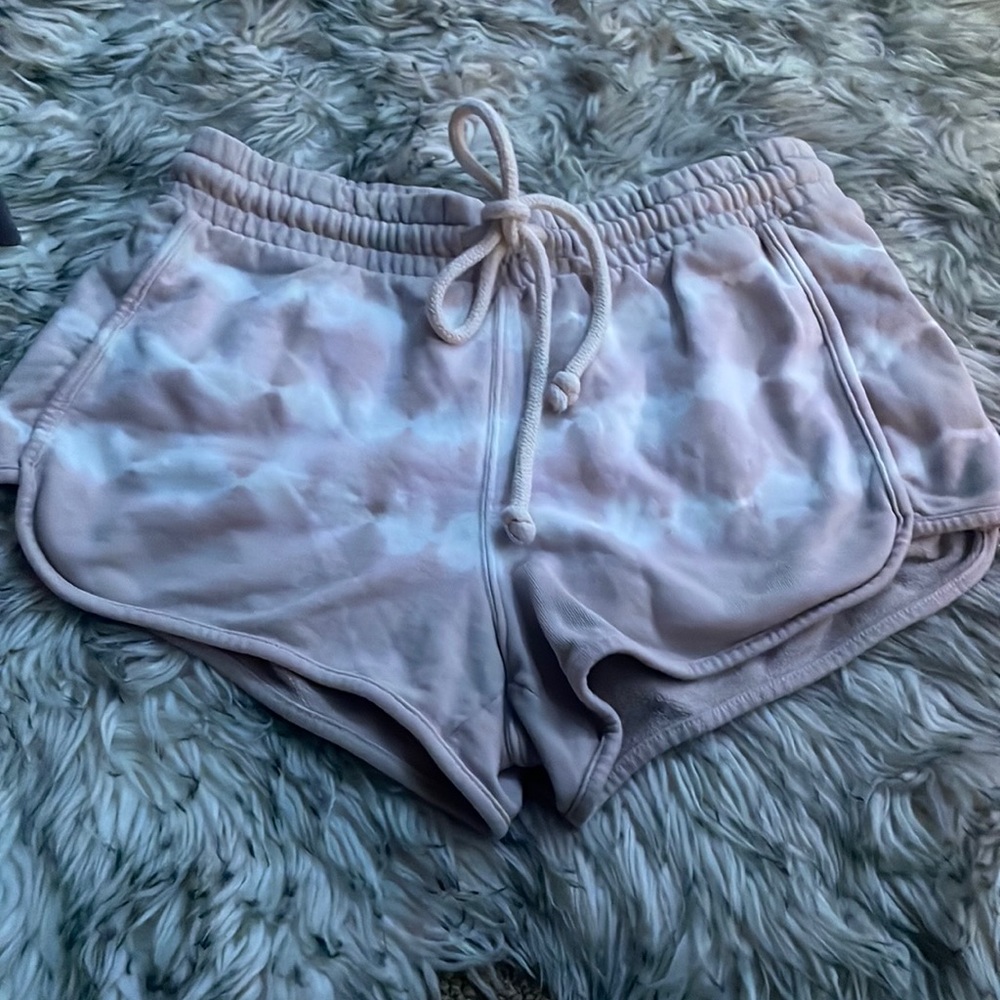 Comfy cream colored shorts